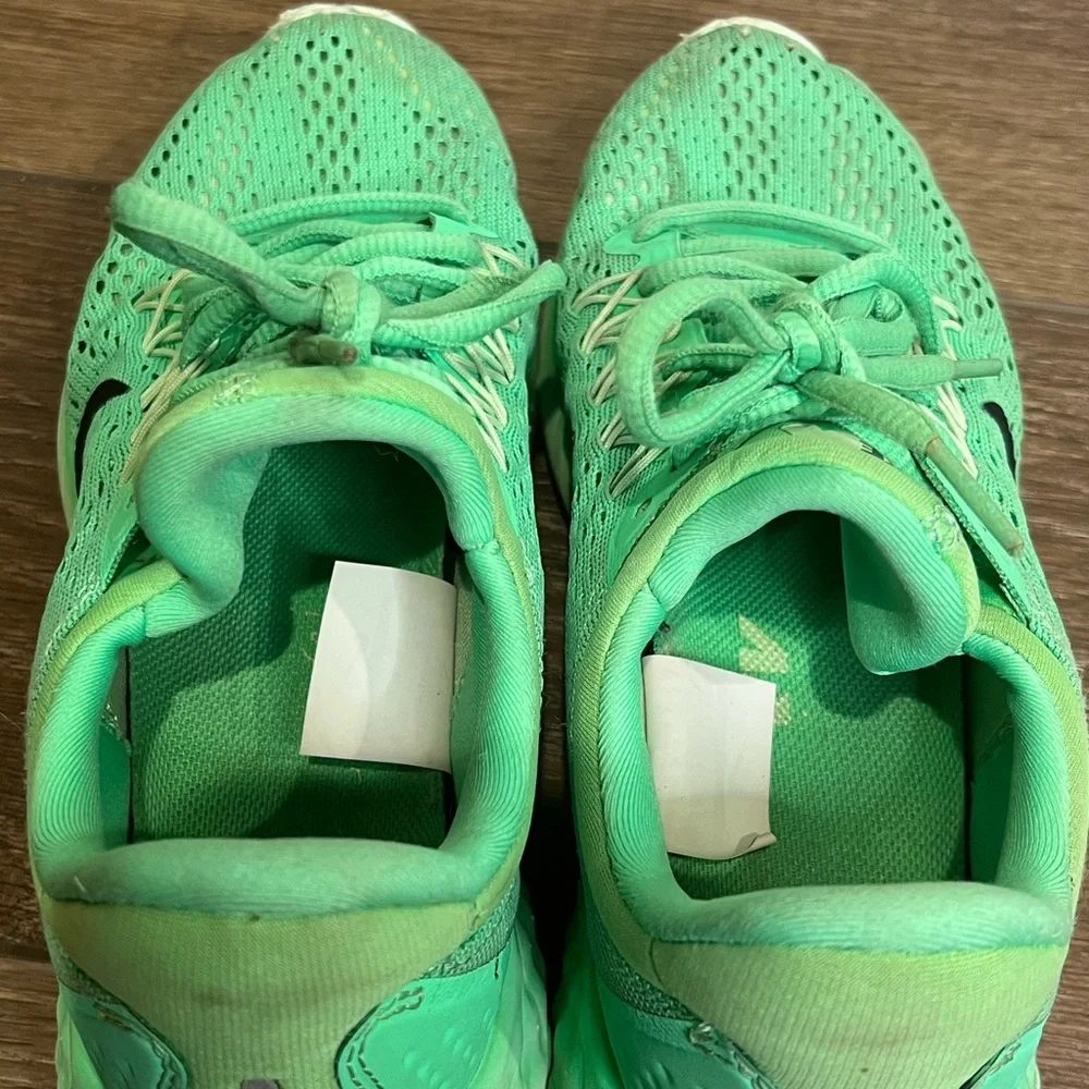 Women's Nike Lunar SkyLux Electro green - Picture 8 of 10